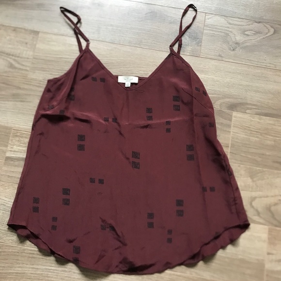 Wilfred Tops - Aritzia Wilfred 100% silk v-neck deep red camisole. Women’s size XS